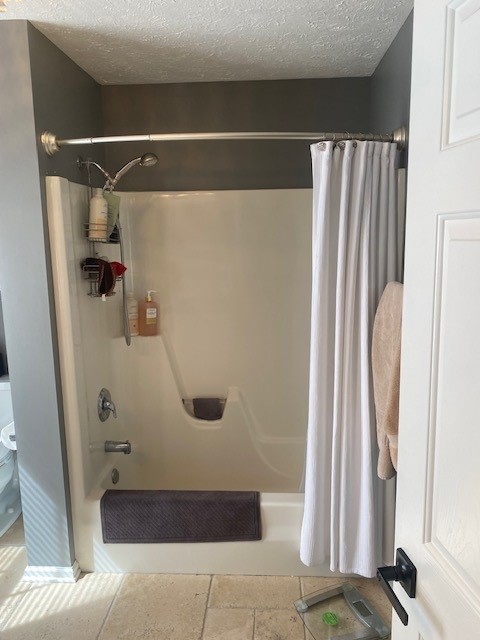 Before bathroom remodel in Grosse Pointe