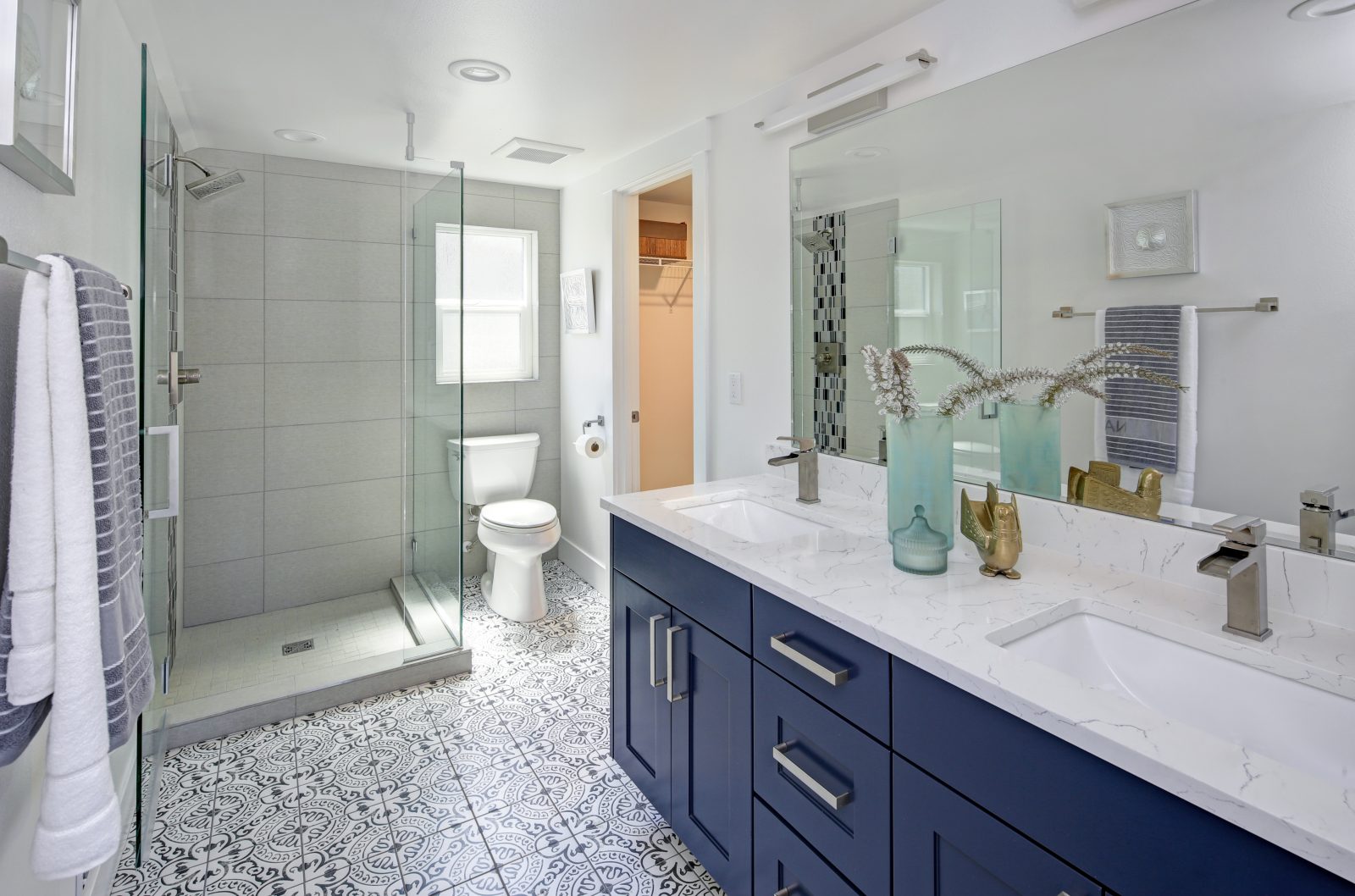 Steamy Mirrors and Peeling Paint: Is Your Bathroom Fan Actually Doing Anything? — Streamline Home Improvement