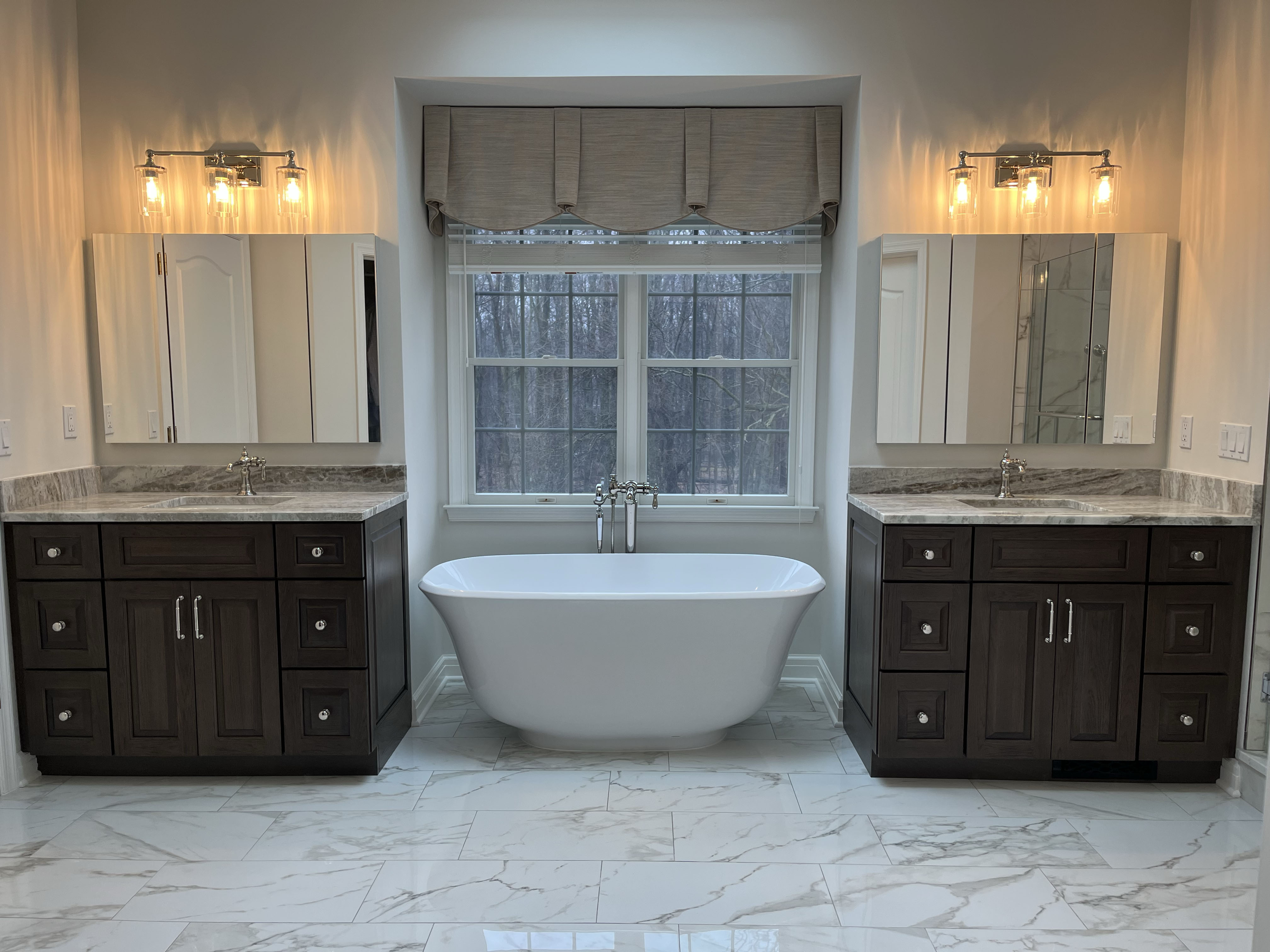 Full Bathroom Renovation – Novi